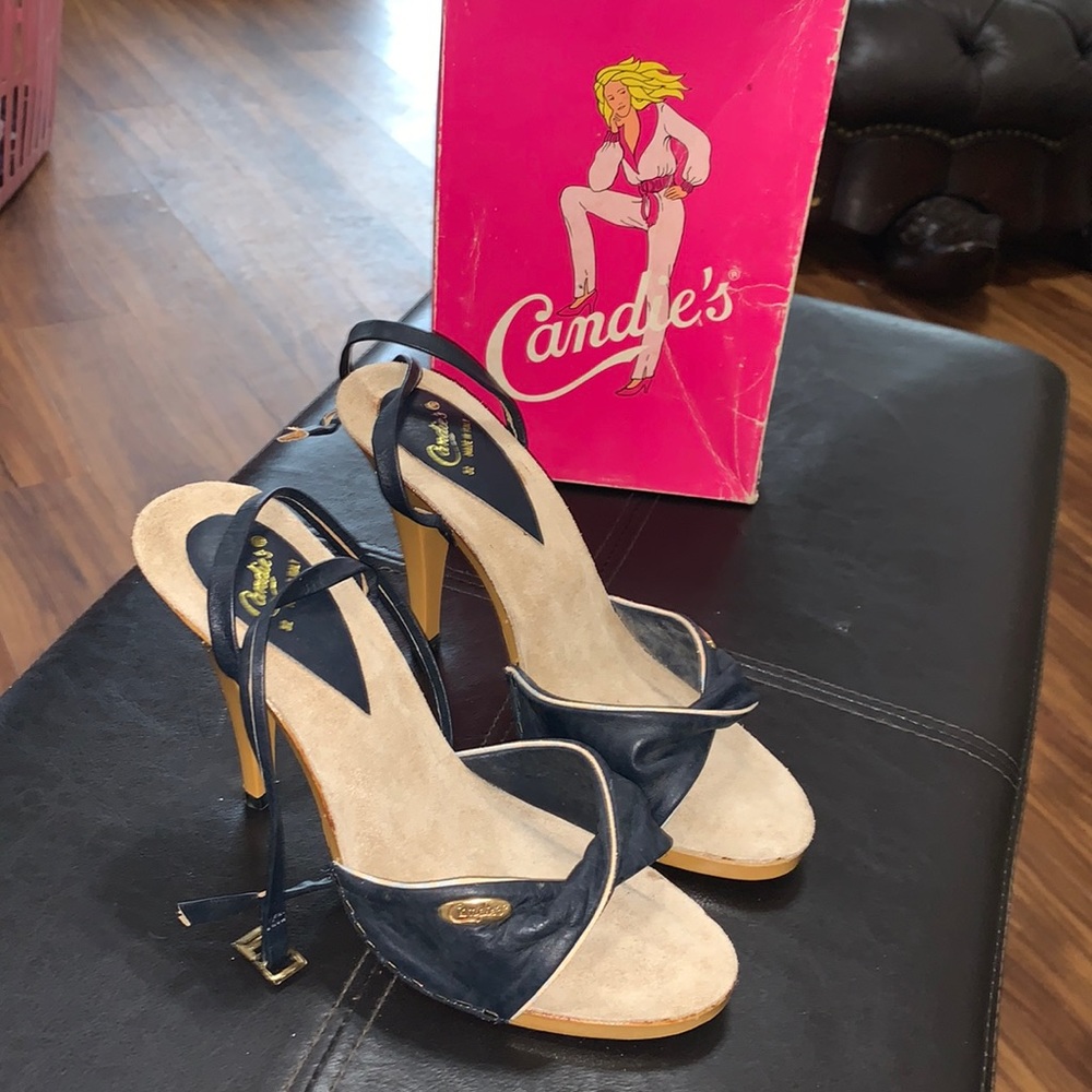 1980 Vintage Candies Trieste Navy Heels Size 7